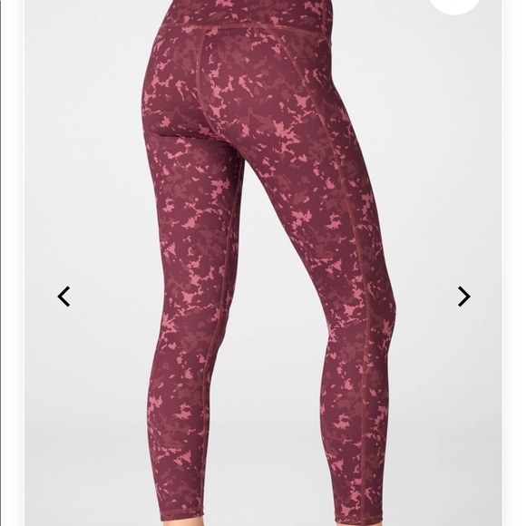 Fabletics High-waisted Printed Powerhold 7/8 XS/4 - Picture 1 of 7